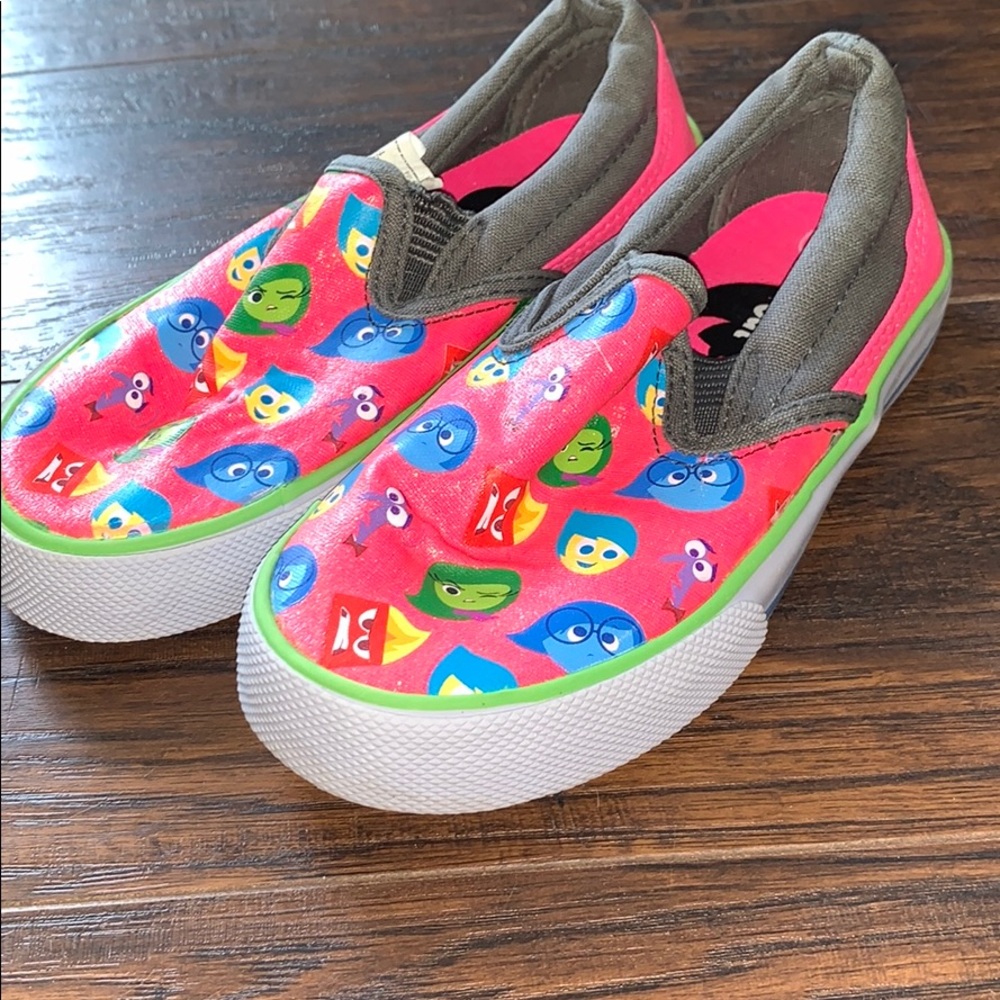 GIRL SHOES